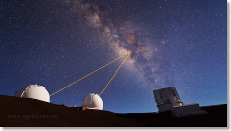 2 lasers at Mauna Kea