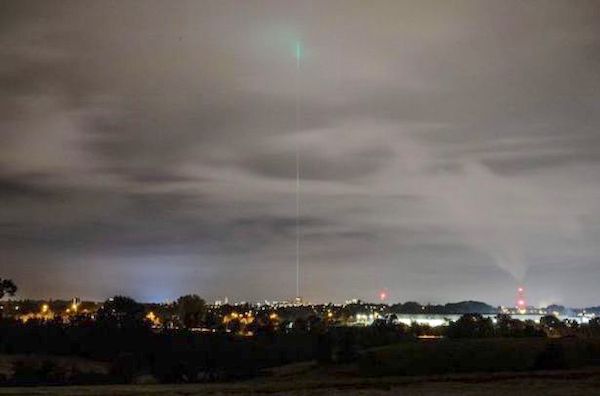 2020-10 Kvant laser over Coventry UK 02